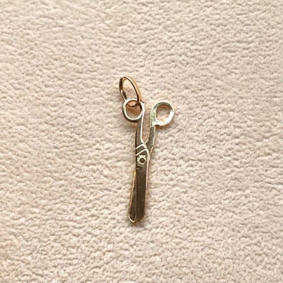 14k solid gold Scissors Pendant | Birthday gift | Cute Scissors Charm | - Picture 9 of 9